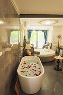 Hoang Gia Xa La Boutique Hotel