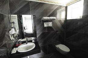 Hoang Gia Xa La Boutique Hotel