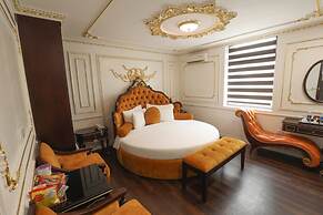 Hoang Gia Xa La Boutique Hotel