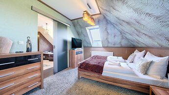 Apartamenty Sun & Snow Podamirowo Prywatna Willa nad Jeziorem Jamno