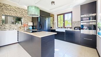 Apartamenty Sun & Snow Podamirowo Prywatna Willa nad Jeziorem Jamno