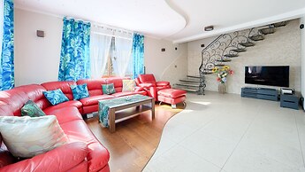 Apartamenty Sun & Snow Podamirowo Prywatna Willa nad Jeziorem Jamno