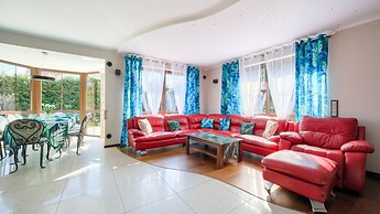 Apartamenty Sun & Snow Podamirowo Prywatna Willa nad Jeziorem Jamno