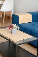 Blue Apartment With Sea View by Renters