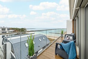 Blue Apartment With Sea View by Renters