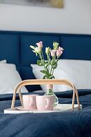 Blue Apartment With Sea View by Renters