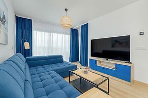 Blue Apartment With Sea View by Renters