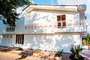 Lovely 4-bed House in Palmira Valle del Cauca