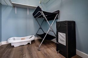 Twin Palms Beach House - Pool Hottub Game Room