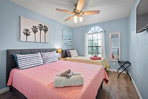 Twin Palms Beach House - Pool Hottub Game Room