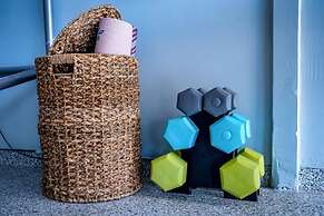 Twin Palms Beach House - Pool Hottub Game Room