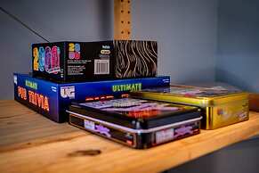 Twin Palms Beach House - Pool Hottub Game Room