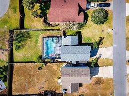 Twin Palms Beach House - Pool Hottub Game Room