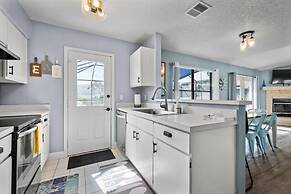 Twin Palms Beach House - Pool Hottub Game Room