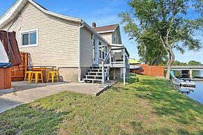 Lazy River Villa - Hottub Fenced Yard Sleeps 11