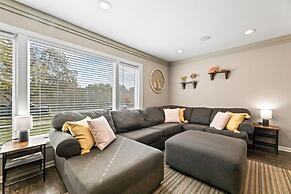 Brew City Game Room Fenced Yard Sleeps 13
