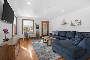 Riverfront Kayaks Bay Access Sleeps 15