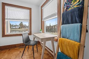 Riverfront Kayaks Bay Access Sleeps 15