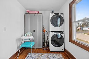 Riverfront Kayaks Bay Access Sleeps 15