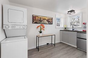 Small Town Retreat- 5br- Movie Theater Room