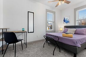 Small Town Retreat- 5br- Movie Theater Room