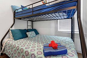 Small Town Retreat- 5br- Movie Theater Room