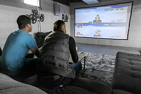The Waterfront - Waterslide Game Room Sleeps 26