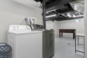 The Waterfront - Waterslide Game Room Sleeps 26