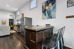 The Waterfront - Waterslide Game Room Sleeps 26