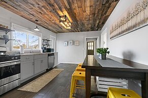 The Waterfront - Waterslide Game Room Sleeps 26