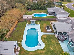 Sailfish Beach House - Pool Hottub Putting Green