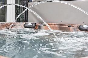 Sailfish Beach House - Pool Hottub Putting Green