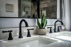 Sailfish Beach House - Pool Hottub Putting Green