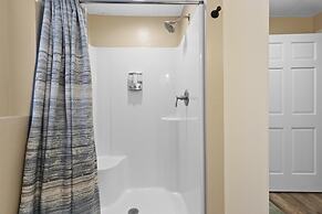 The Goat House Waterfront Hottub 3 Acres