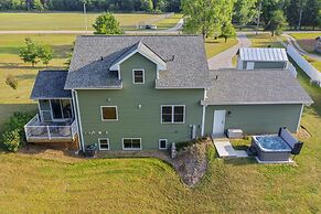 The Goat House Waterfront Hottub 3 Acres