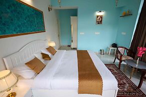 The Crosswoods Three