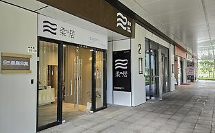 RHO HOTEL