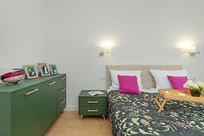 Two-bedroom Accepting Pets by Renters