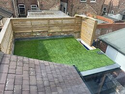 Impeccable 3-bed House in York