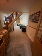 Impeccable 3-bed House in York