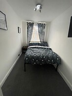 Impeccable 3-bed House in York