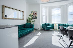 St Catherine's View - 2 Bedroom - Panorama - Tenby