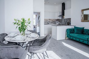 St Catherine's View - 2 Bedroom - Panorama - Tenby