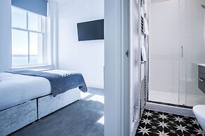 St Catherine's View - 2 Bedroom - Panorama - Tenby