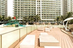 Azure 1BR Citylights With Netlfix Near Airport