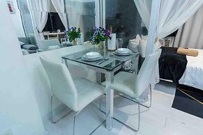 Azure 1BR Citylights With Netlfix Near Airport