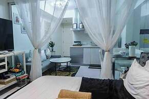 Azure 1BR Citylights With Netlfix Near Airport