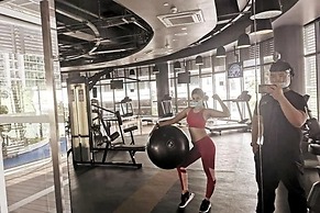 Azure 1BR Citylights With Netlfix Near Airport