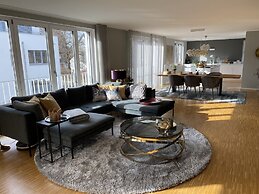 Beautiful 3-bed Apartment in Munchen