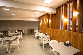 Ilha Porchat Hotel